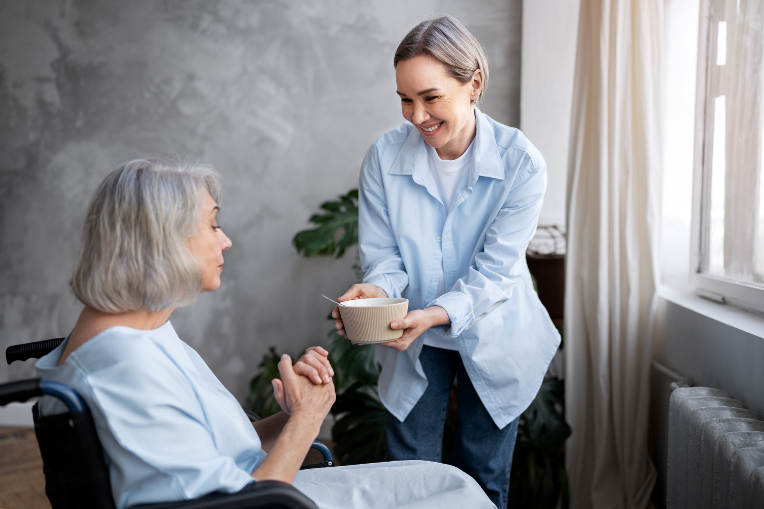 old-patient-suffering-from-parkinson (1)